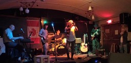 CoastalDwellers-151009-02